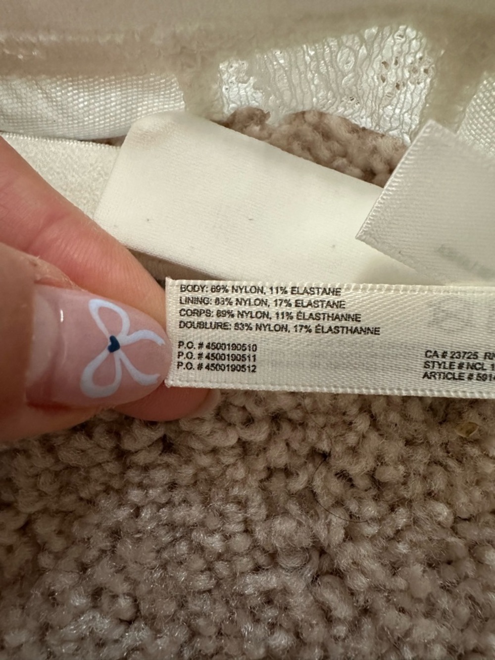 Aritzia Talula Sheer Lace Bralette - Picture 4 of 5